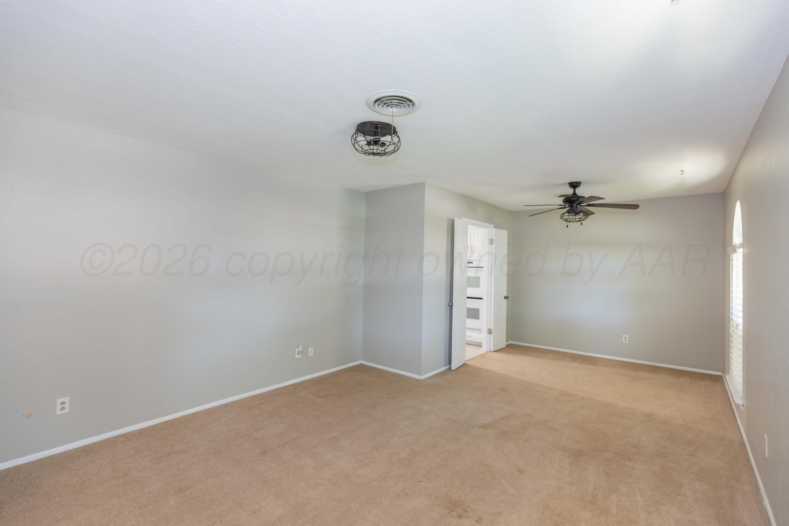 3712 Rutson Drive Amarillo, TX 79109 - Photo 6 of 45 LIVING ROOM VIEW 3