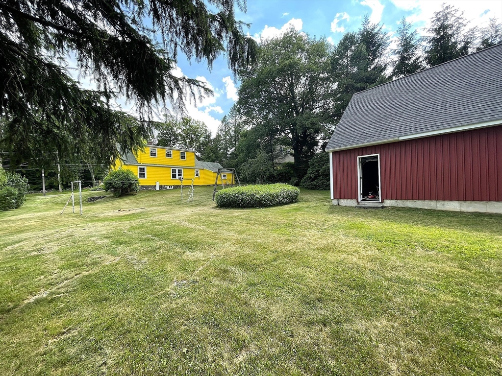13 Prescott Street Rutland, MA 01543 - Photo 3 of 33