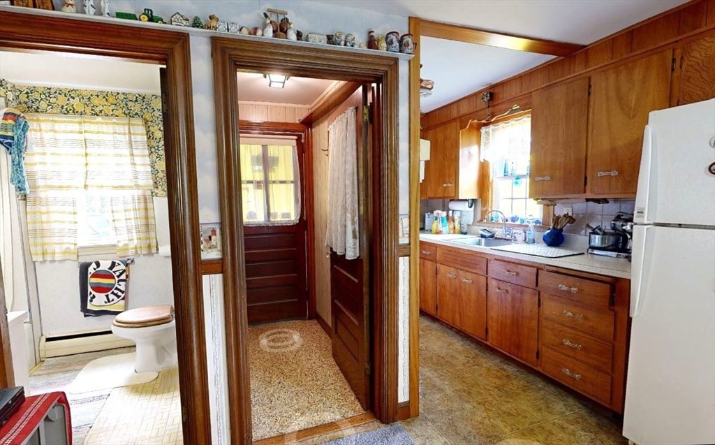 13 Prescott Street Rutland, MA 01543 - Photo 6 of 33