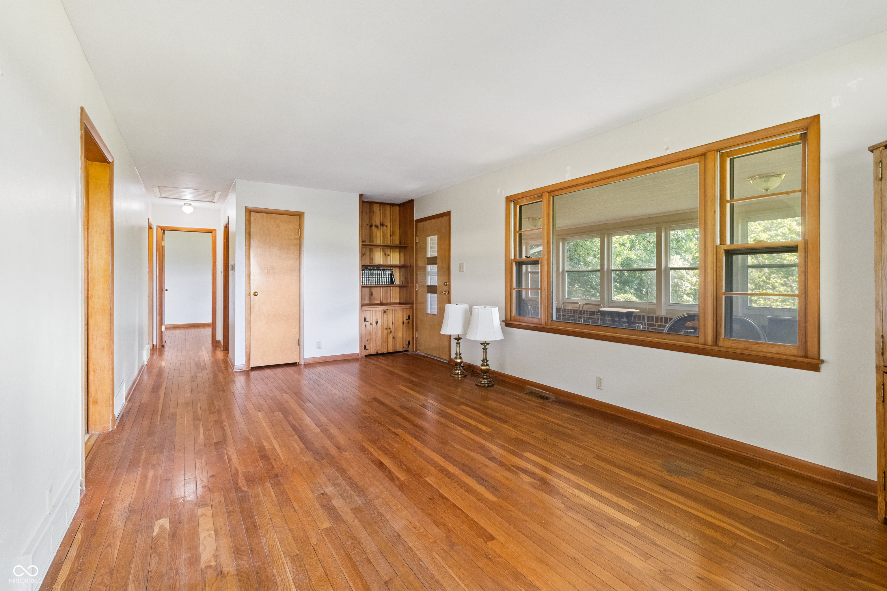 8950 Baker Road Indianapolis, IN 46259 - Photo 10 of 42