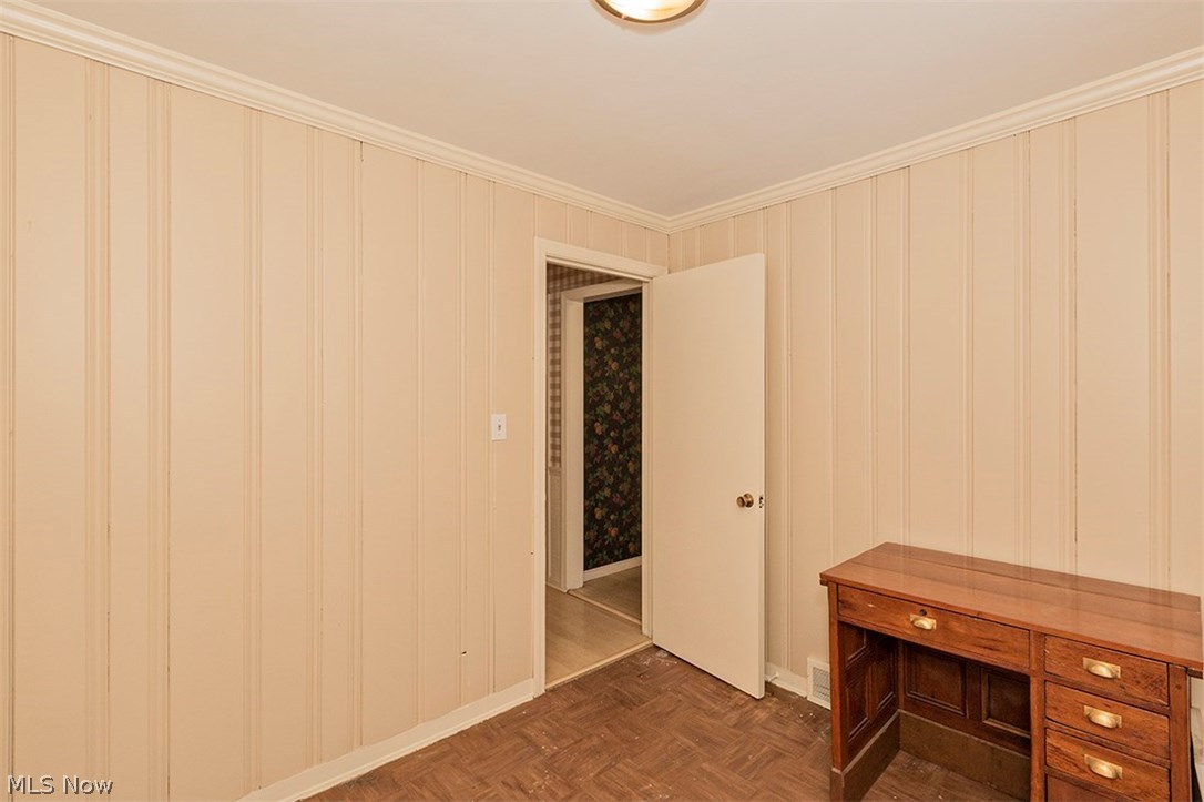 1655 Richmond Road Cleveland, OH 44124 - Photo 20 of 35