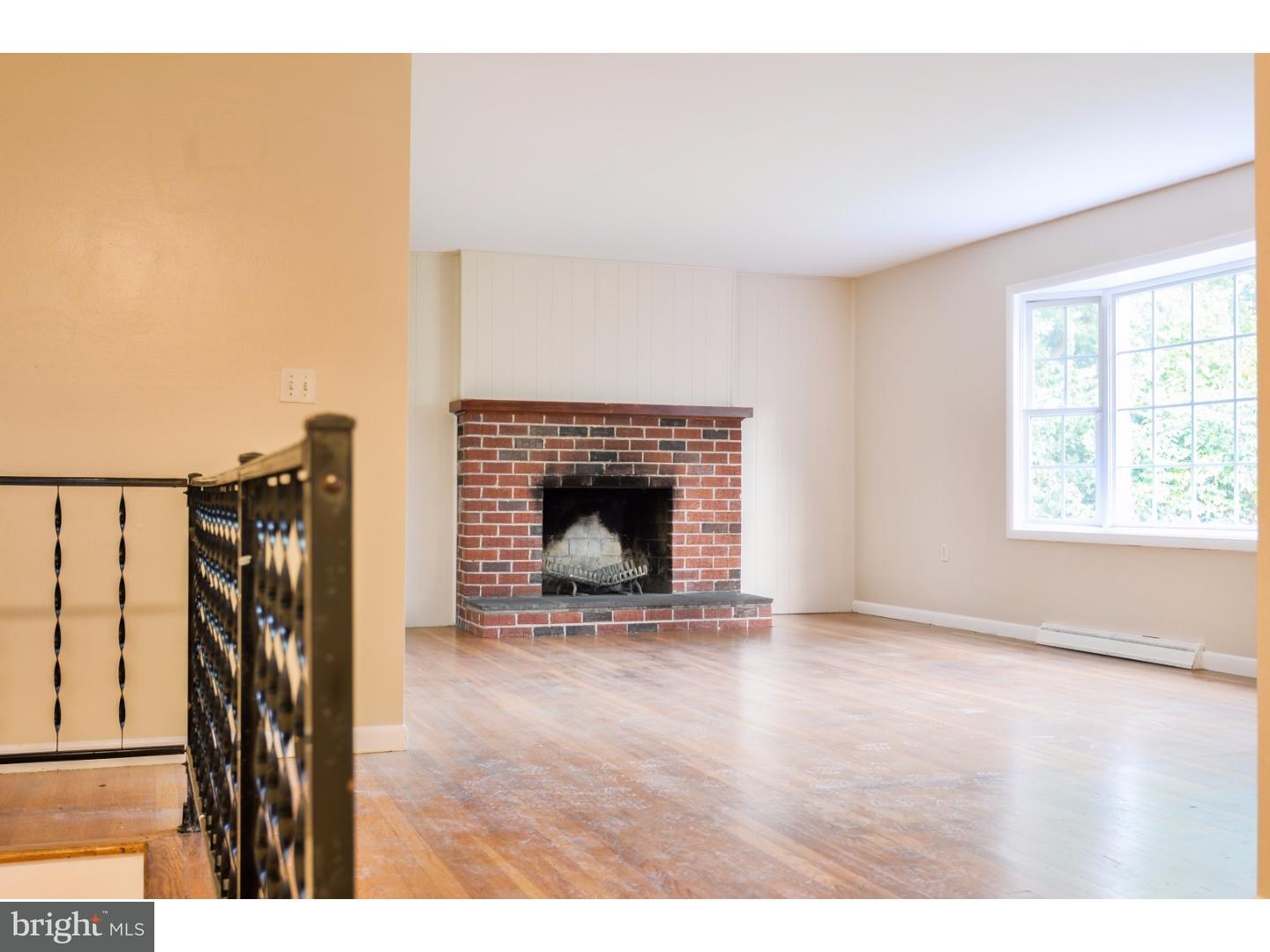 922 Wilson Road Wilmington, DE 19803 - Photo 3 of 18 Gallery Image 3