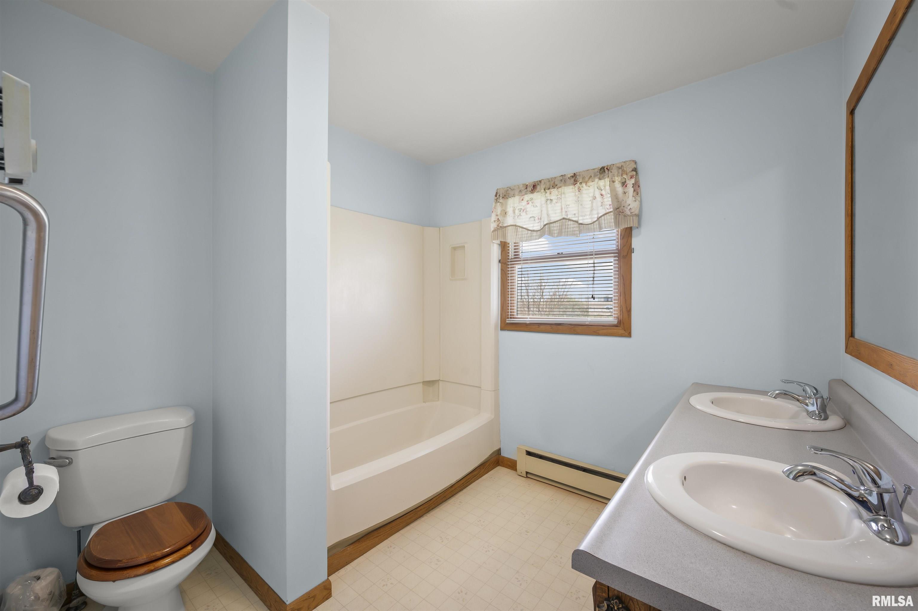 816 North Stone School Road Trivoli, IL 61569 - Photo 31 of 44 Gallery Image 31
