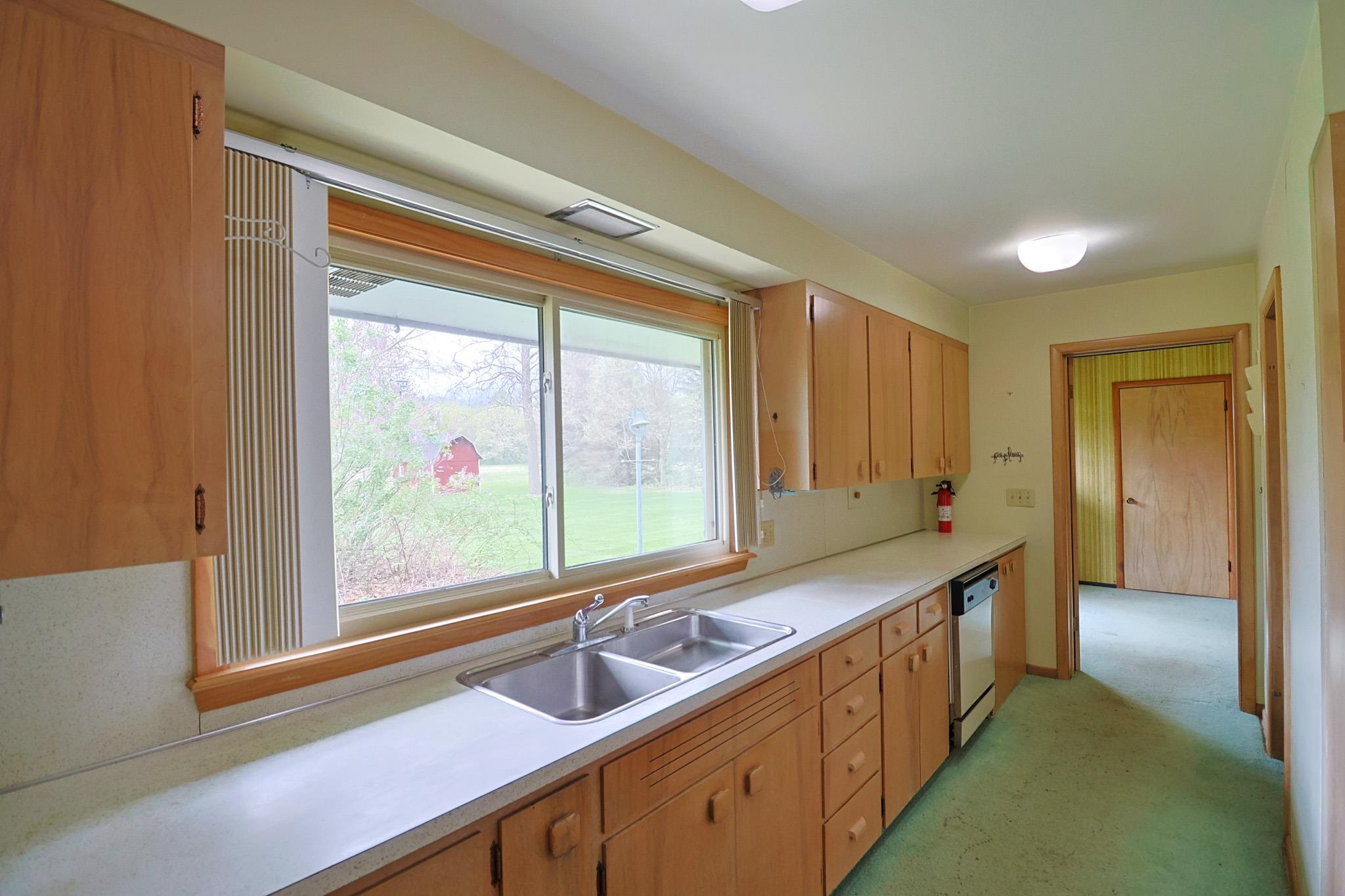 8670 East Pickard Road Mount Pleasant, MI 48858 - Photo 14 of 45