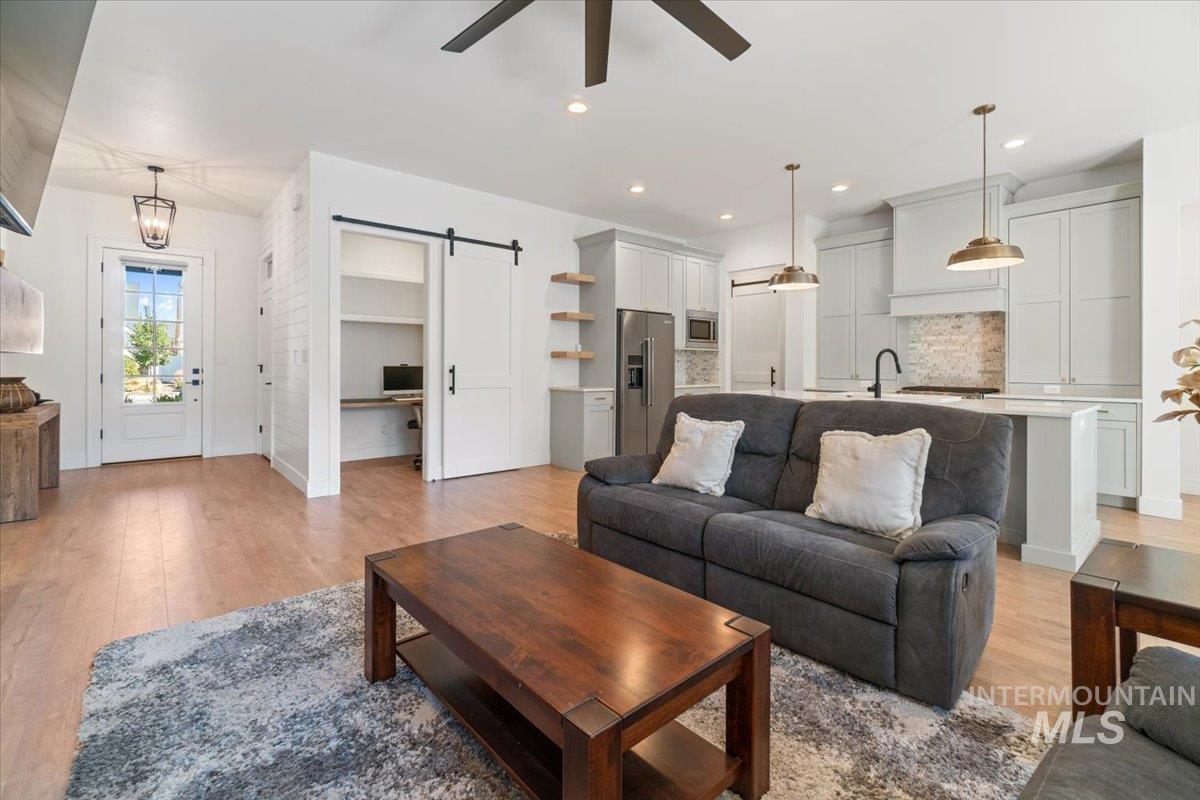 207 West Wrangler Street Meridian, ID 83646 - Photo 11 of 44