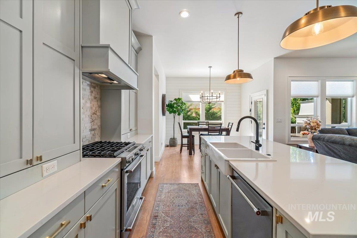 207 West Wrangler Street Meridian, ID 83646 - Photo 15 of 44