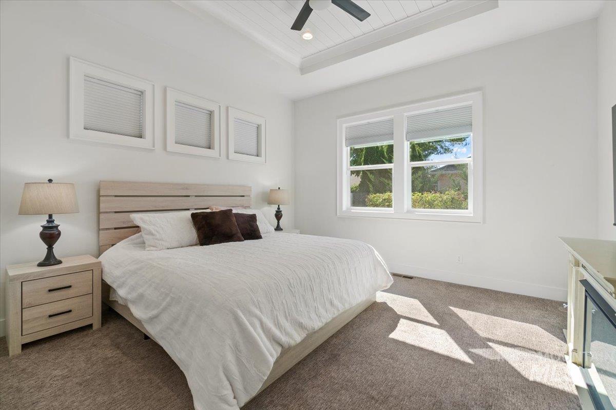 207 West Wrangler Street Meridian, ID 83646 - Photo 19 of 44