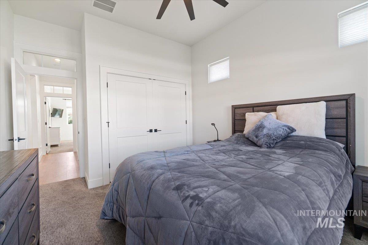 207 West Wrangler Street Meridian, ID 83646 - Photo 32 of 44