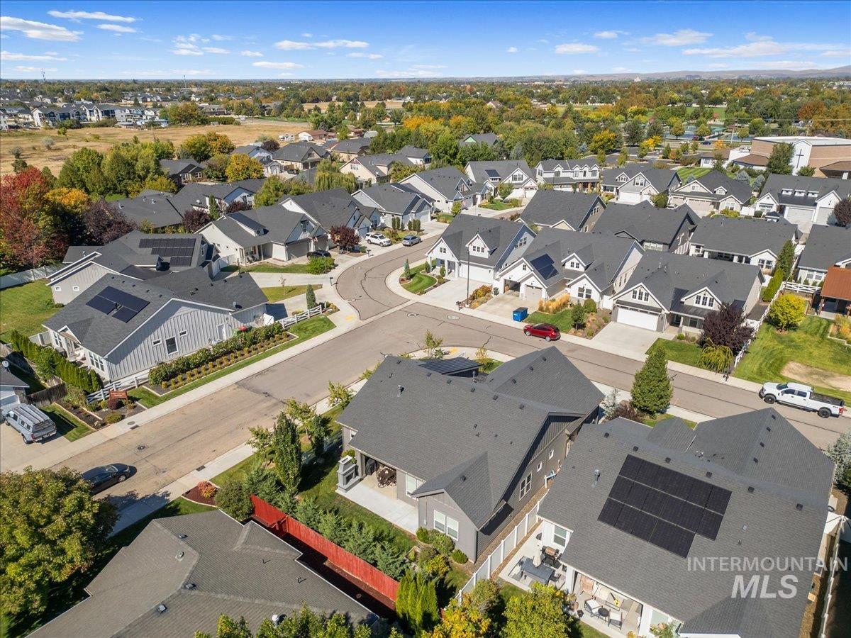 207 West Wrangler Street Meridian, ID 83646 - Photo 39 of 44