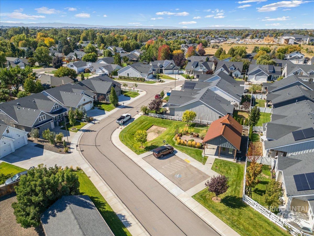 207 West Wrangler Street Meridian, ID 83646 - Photo 41 of 44