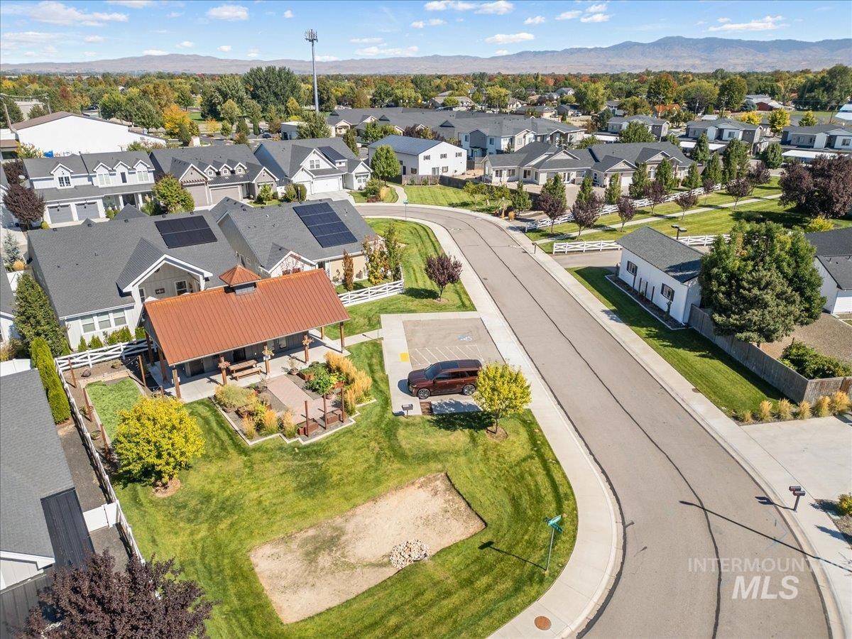 207 West Wrangler Street Meridian, ID 83646 - Photo 43 of 44