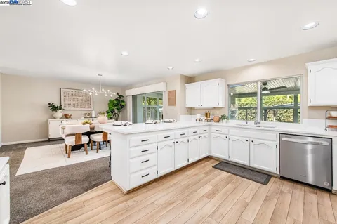 $1,475,000 | 297 Del Valle Court, Pleasanton, CA 94566