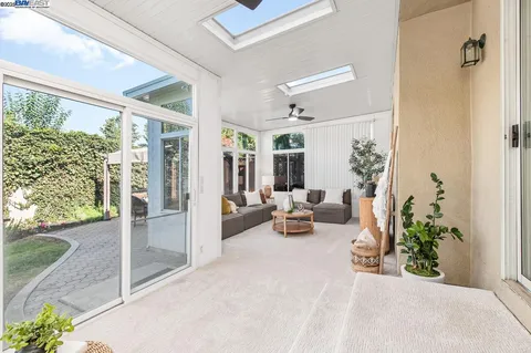 $1,475,000 | 297 Del Valle Court, Pleasanton, CA 94566