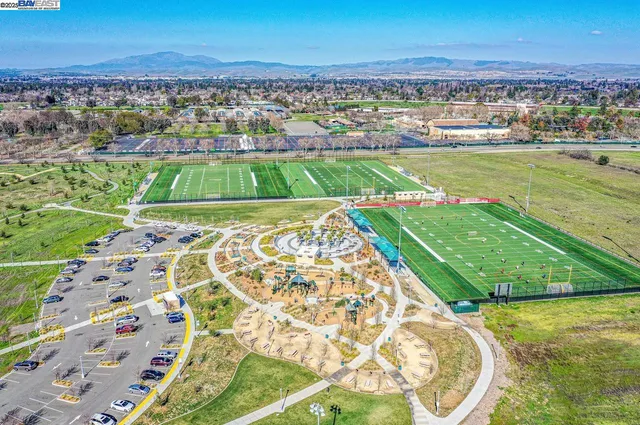 $1,475,000 | 297 Del Valle Court, Pleasanton, CA 94566