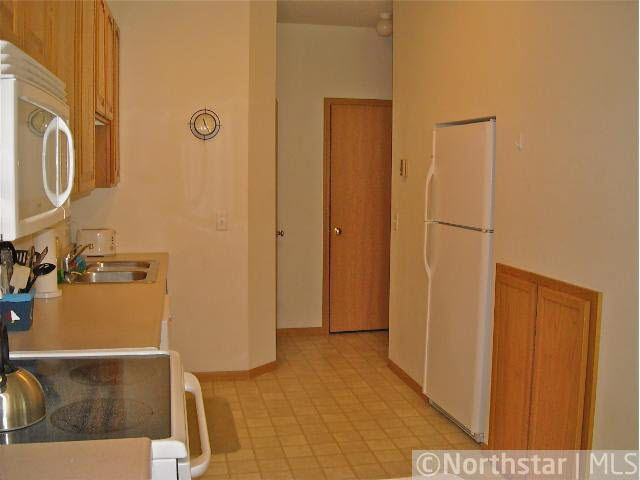 24 Bridgewater Trail Hudson, WI 54016 - Photo 10 of 11