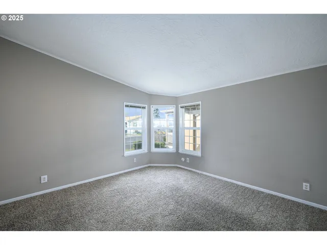 $109,000 | 4155 Northeast Three Mile Lane, Unit 78, McMinnville, OR 97128