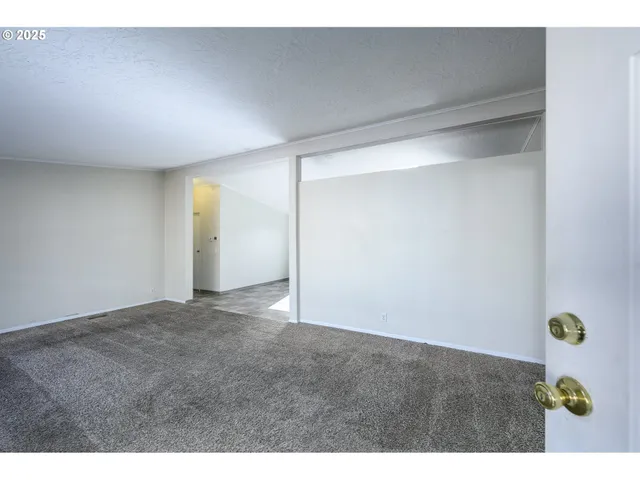 $109,000 | 4155 Northeast Three Mile Lane, Unit 78, McMinnville, OR 97128