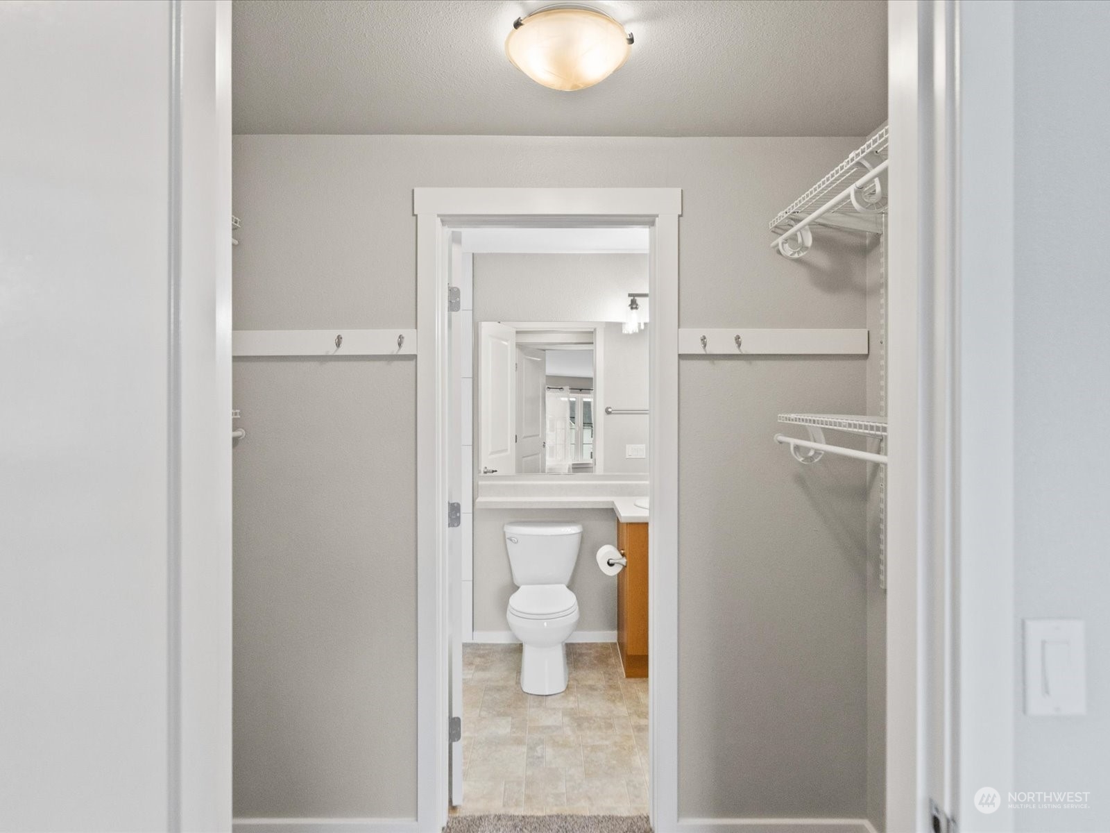 12404 East Gibson Road, Unit J303 Everett, WA 98204 - Photo 20 of 40 a bathroom with a toilet