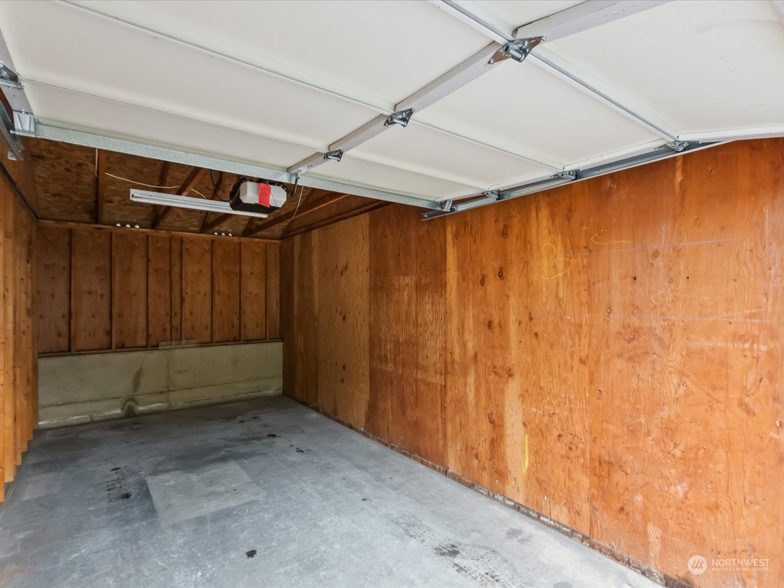 12404 East Gibson Road, Unit J303 Everett, WA 98204 - Photo 29 of 40 a view of a small room