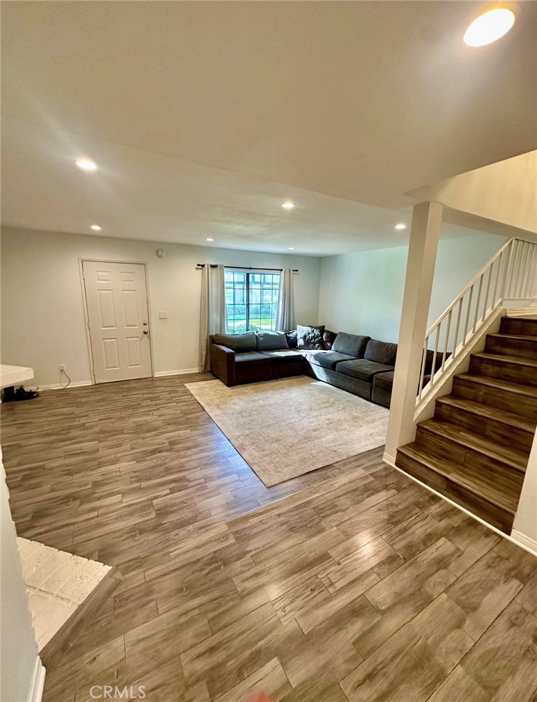 15230 Roxford Street, Unit 38 Sylmar, CA 91342 - Photo 5 of 25