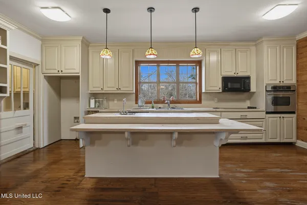 $275,000 | 1038 West Gallatin Street, Hazlehurst, MS 39083