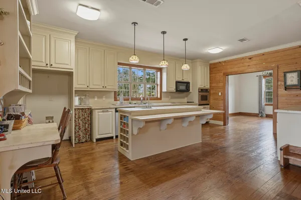 $275,000 | 1038 West Gallatin Street, Hazlehurst, MS 39083