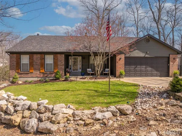 $1,089,000 | 540 Lorraine Lake Drive, Innsbrook, MO 63390