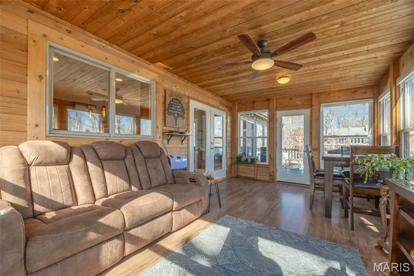 $1,089,000 | 540 Lorraine Lake Drive, Innsbrook, MO 63390