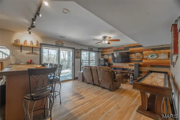 $1,089,000 | 540 Lorraine Lake Drive, Innsbrook, MO 63390