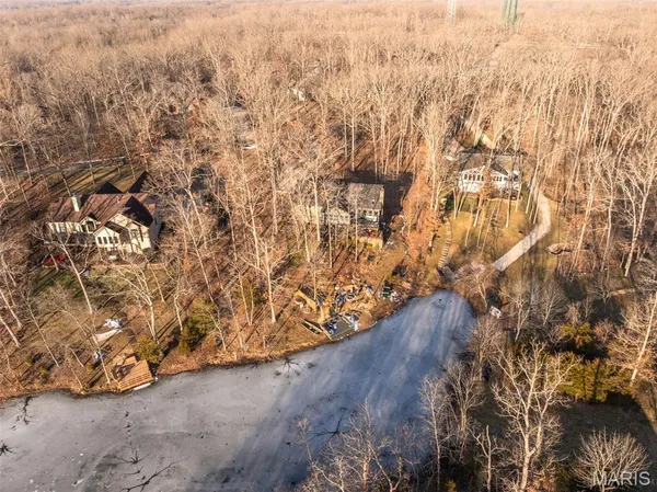 $1,089,000 | 540 Lorraine Lake Drive, Innsbrook, MO 63390