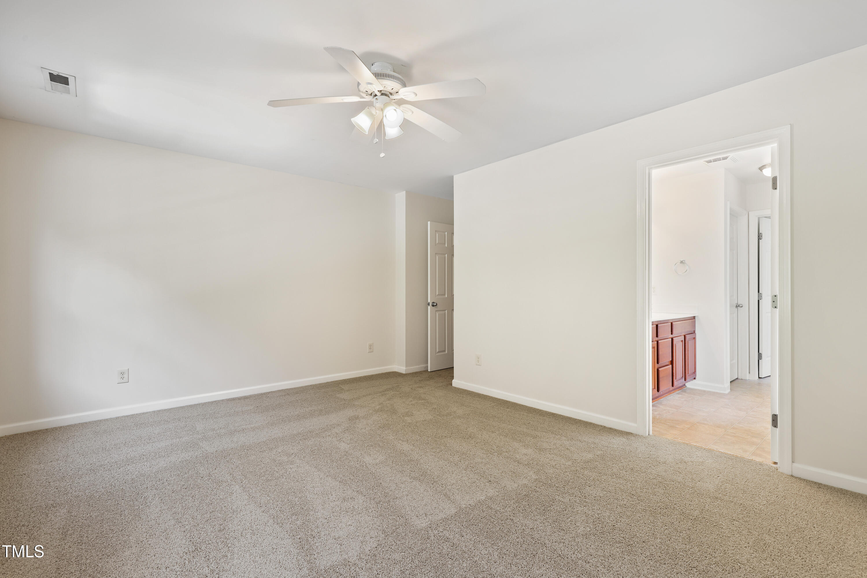 3223 Polite Lane Raleigh, NC 27610 - Photo 15 of 32 15