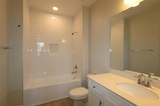 $674,990 | 720 Pointe Emerson Boulevard, Apopka, FL 32703