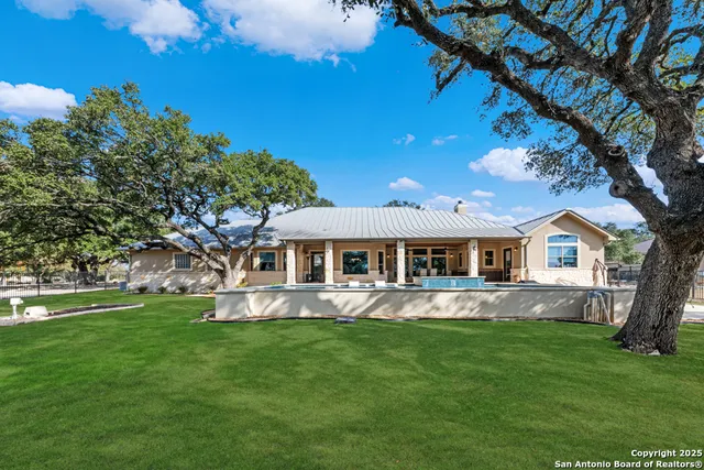 $1,250,000 | 415 Redland Drive, Spring Branch, TX 78070