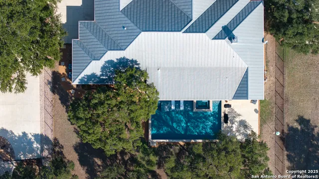 $1,250,000 | 415 Redland Drive, Spring Branch, TX 78070