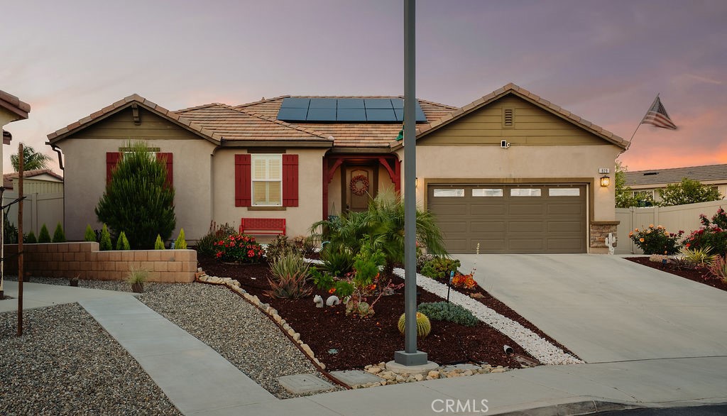 829 South Pine Avenue Rialto, CA 92376 - Photo 5 of 48 Irrigation, Paid off solar, single story and absolutely pristine!
