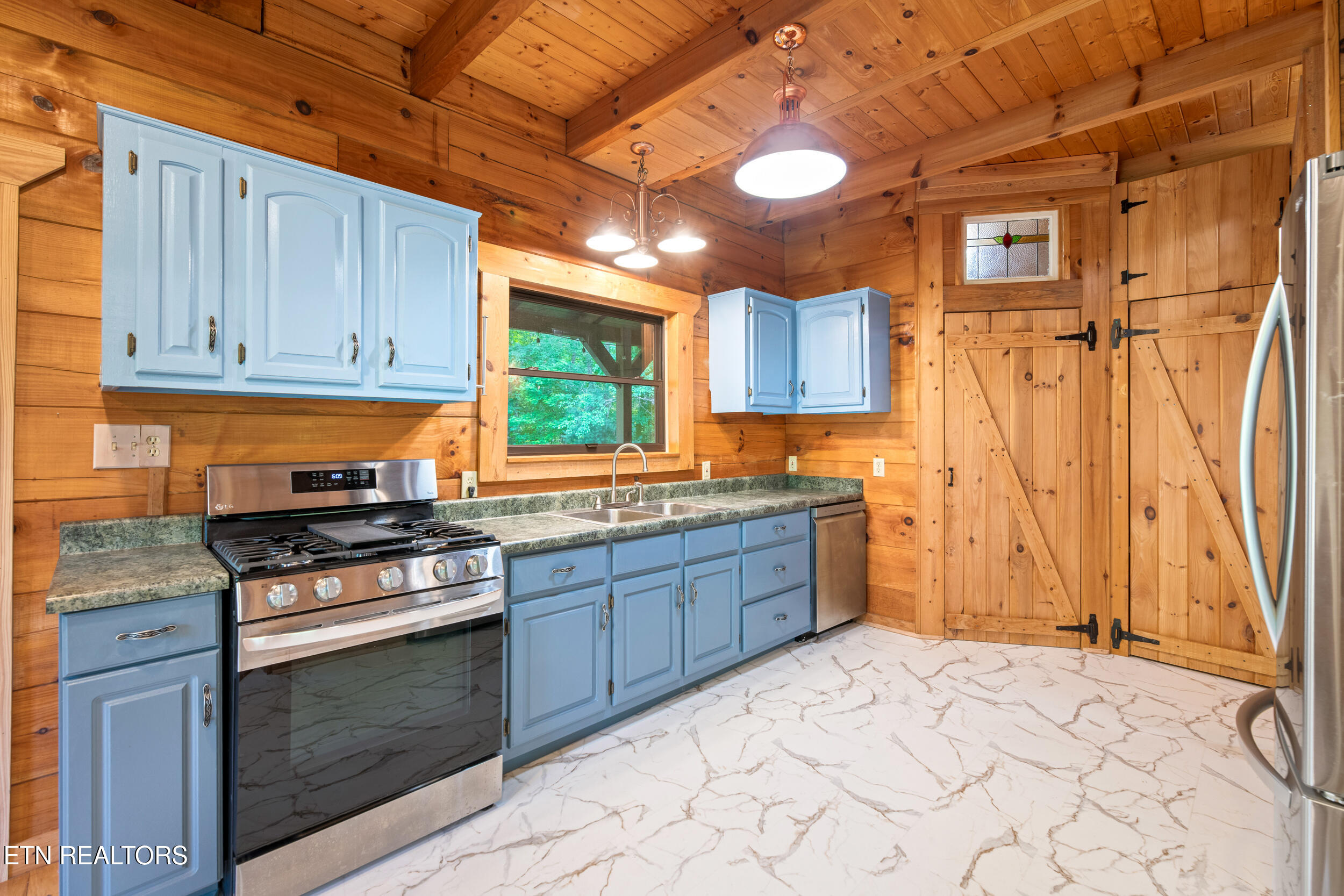 610 Towee Falls Road Tellico Plains, TN 37385 - Photo 19 of 60 610 towee falls rd-25