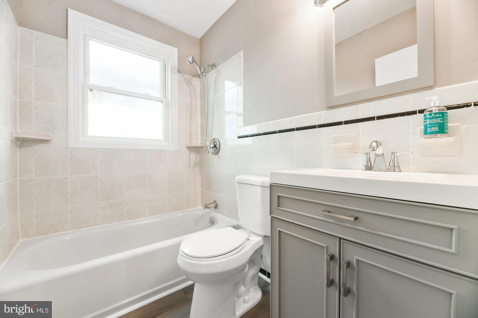 454 Westfield Road Baltimore, MD 21222 - Photo 18 of 28 Bathroom