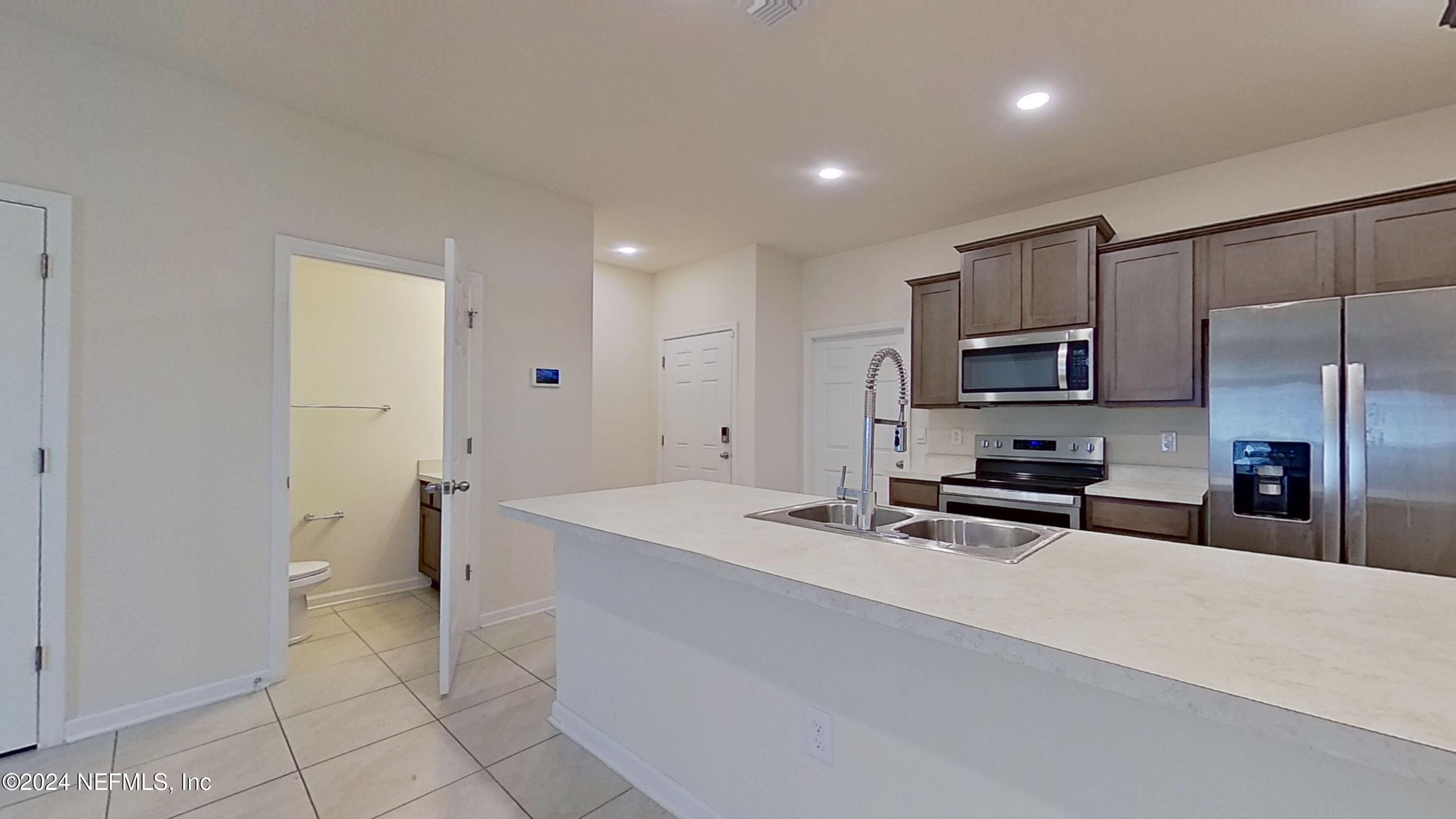 86624 Mainline Road Yulee, FL 32097 - Photo 7 of 21 12032024_141007