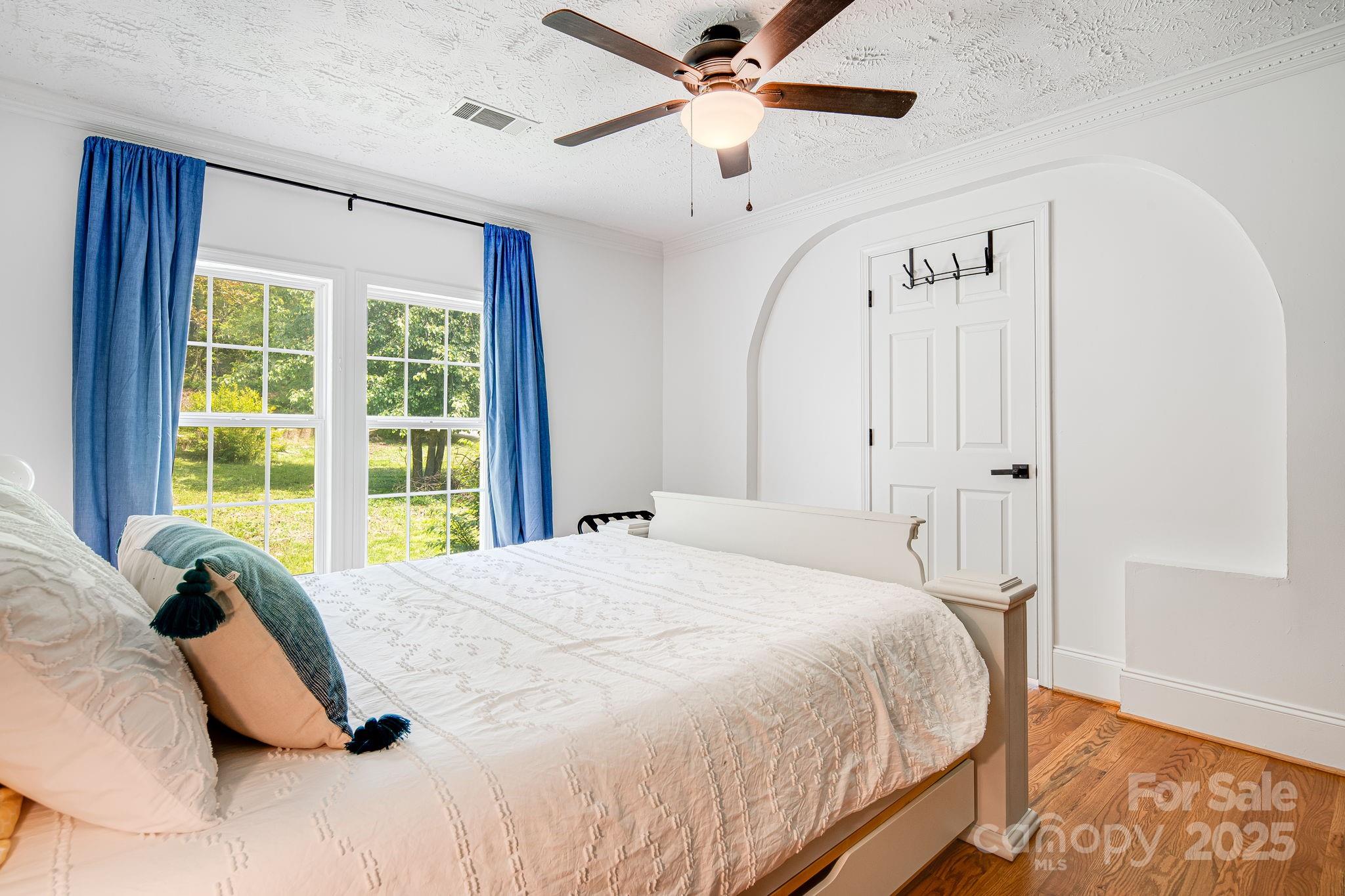 101 McFalls Road Asheville, NC 28805 - Photo 15 of 39