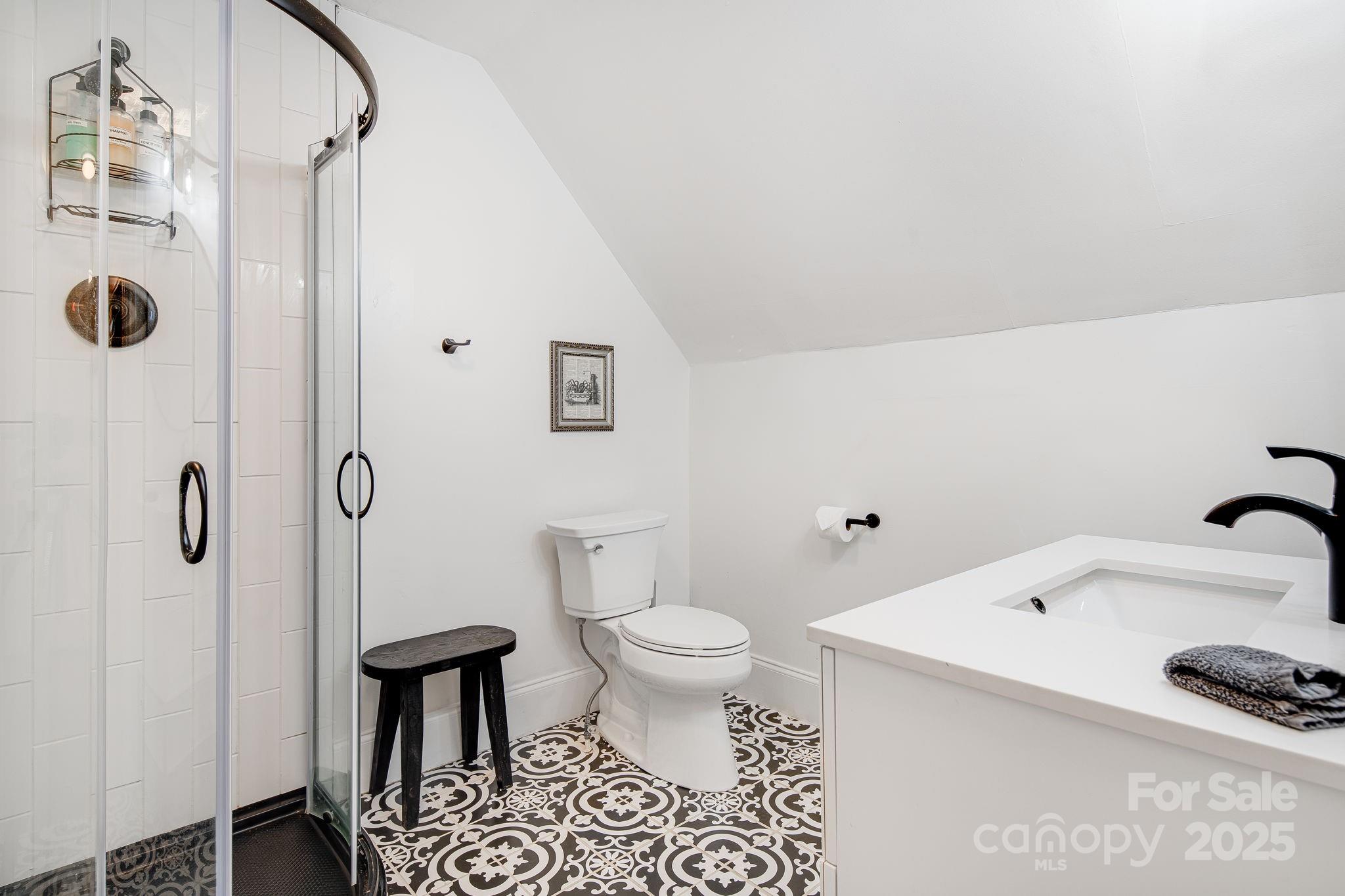 101 McFalls Road Asheville, NC 28805 - Photo 28 of 39