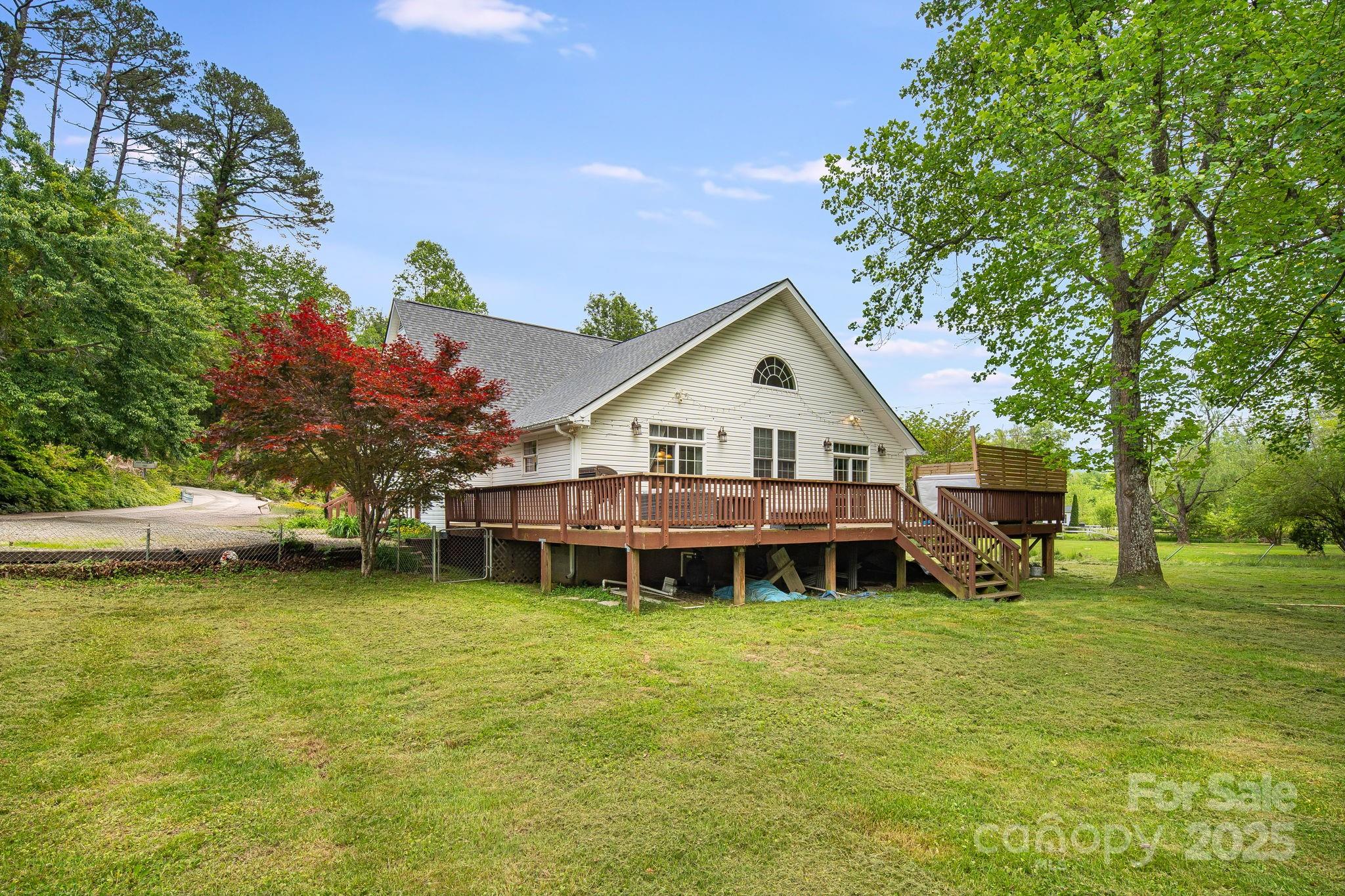 101 McFalls Road Asheville, NC 28805 - Photo 32 of 39