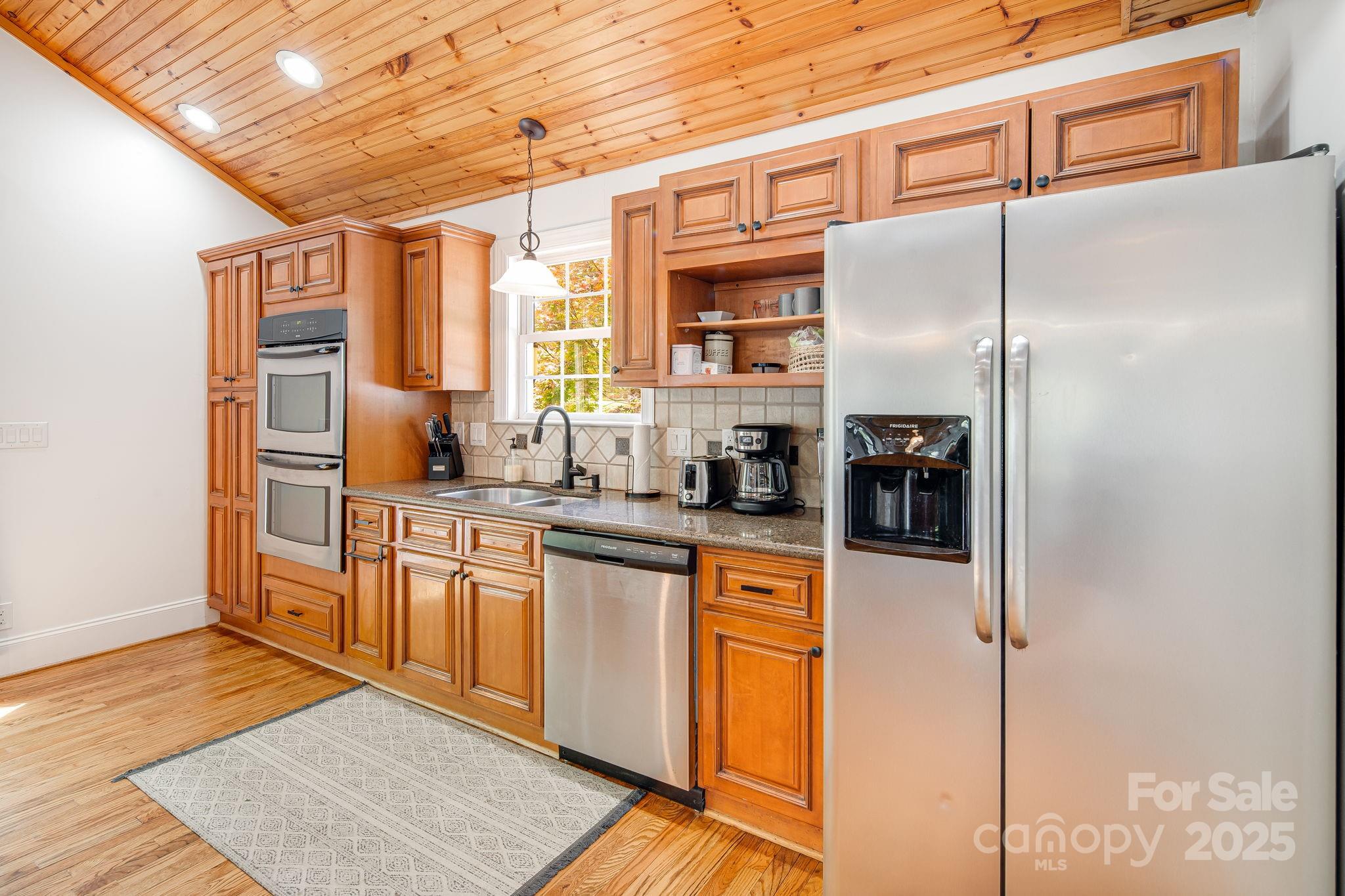 101 McFalls Road Asheville, NC 28805 - Photo 8 of 39