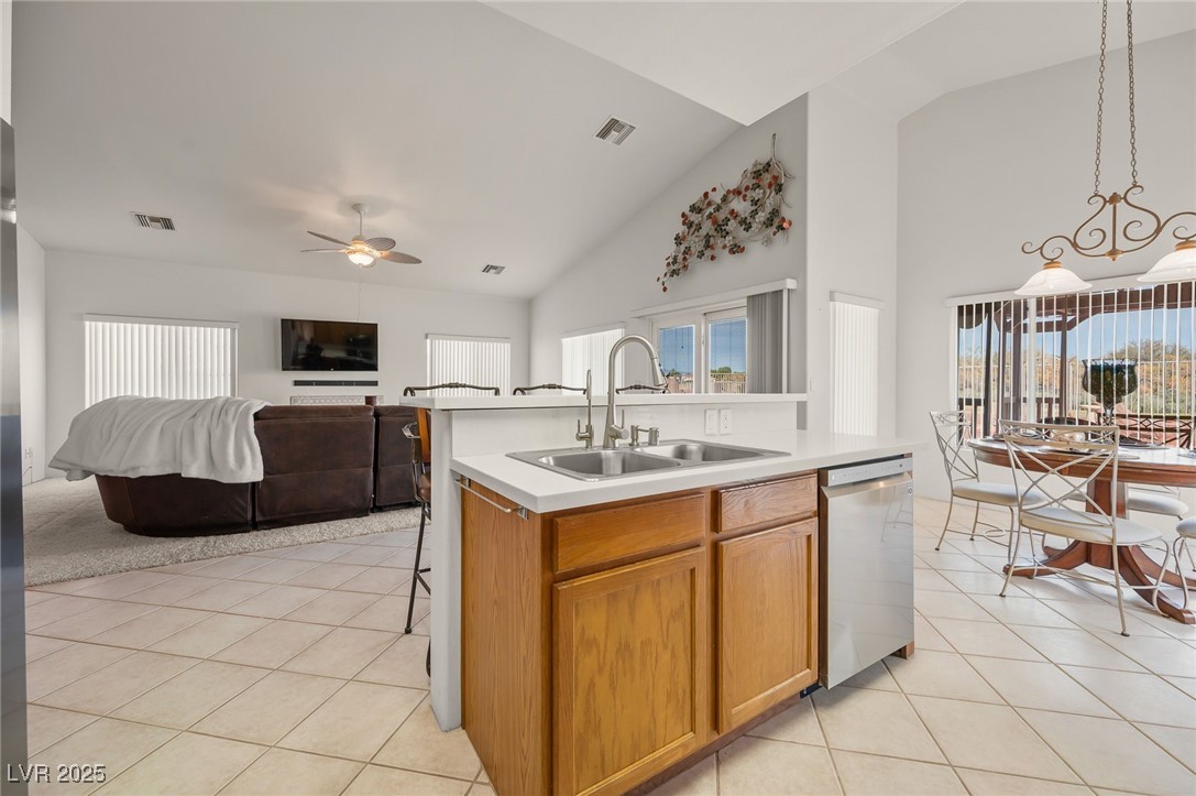 1115 Golf Club Drive Laughlin, NV 89029 - Photo 20 of 66