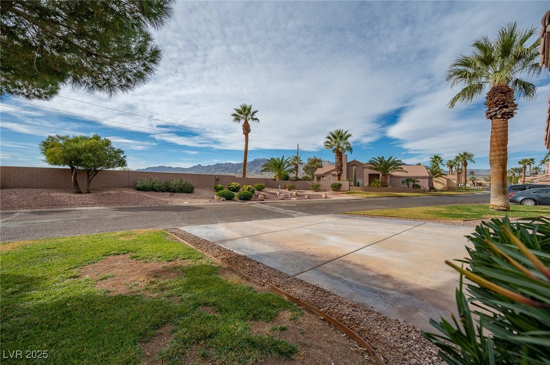 1115 Golf Club Drive Laughlin, NV 89029 - Photo 5 of 66