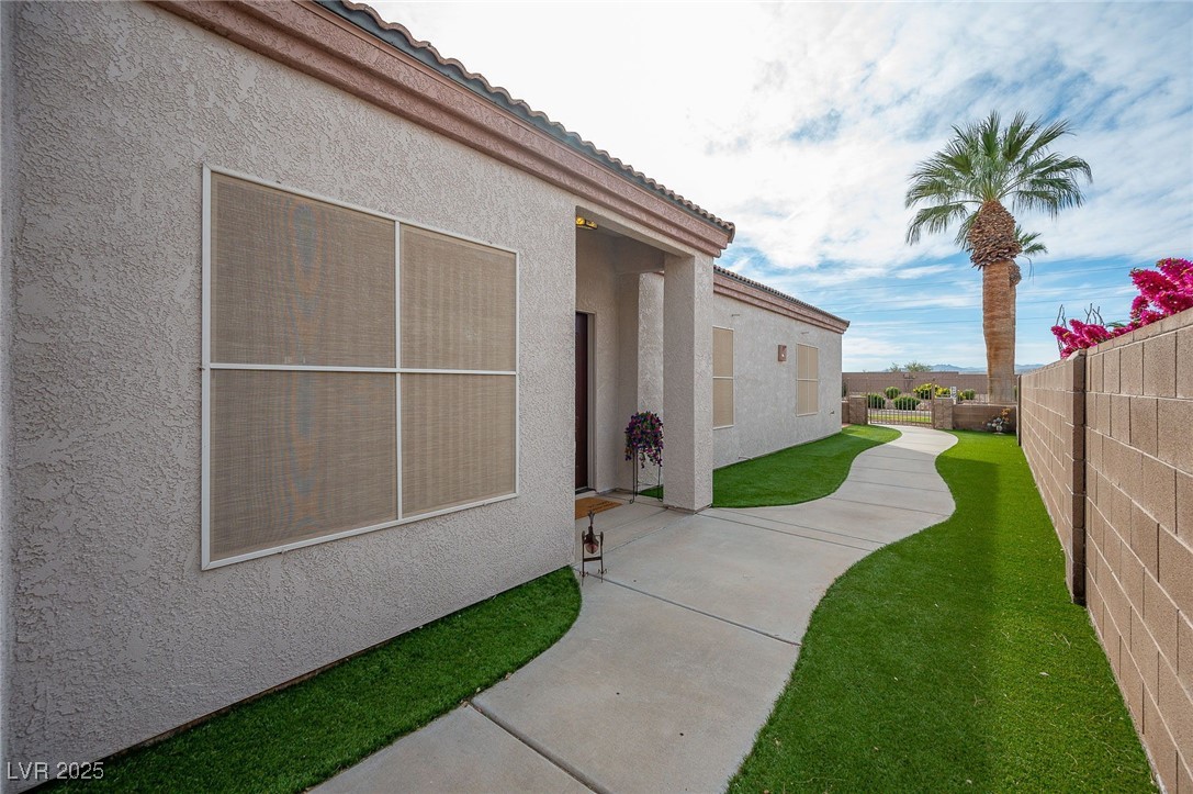 1115 Golf Club Drive Laughlin, NV 89029 - Photo 7 of 66
