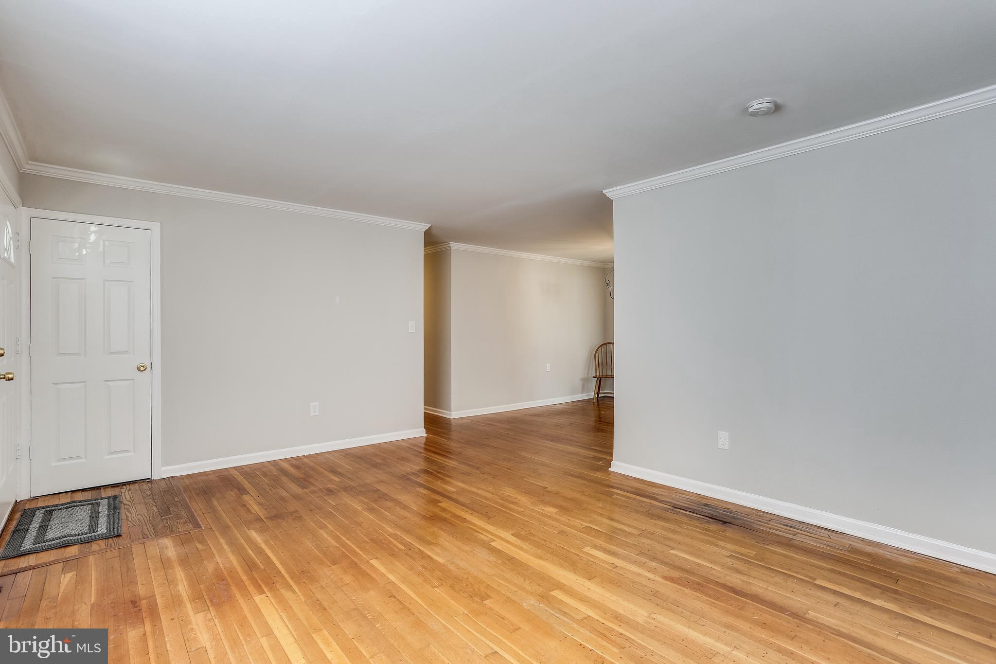 1402 Glenwilde Road Catonsville, MD 21228 - Photo 15 of 36 Hardwood floors on main level