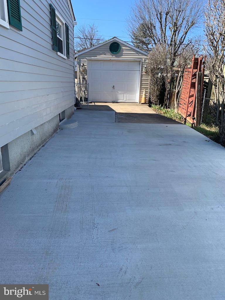 Long driveway to Detached Garage