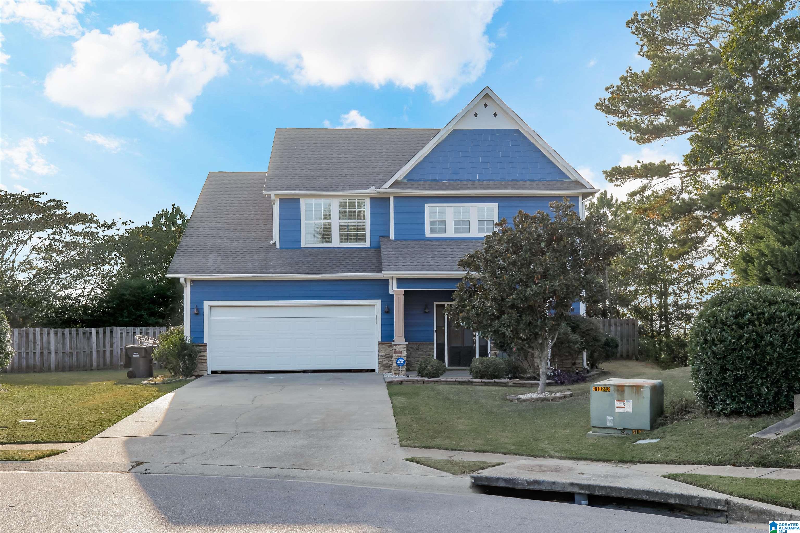 316 Nottingham Drive Calera, AL 35040 - Photo 2 of 36