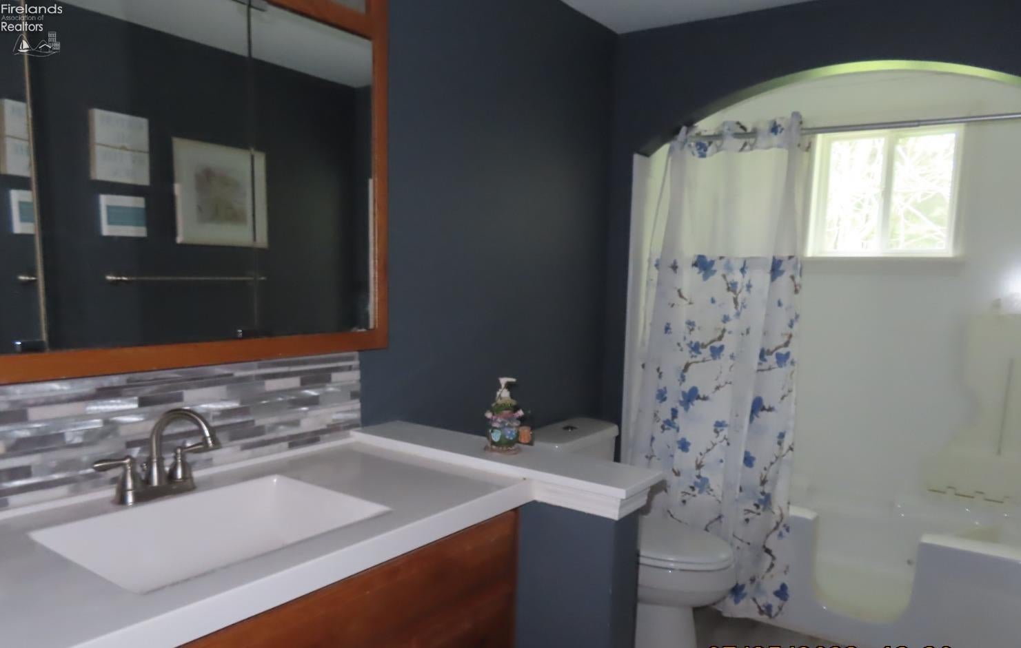 2110 Scheid Road Huron, OH 44839 - Photo 12 of 40 Gallery Image 12