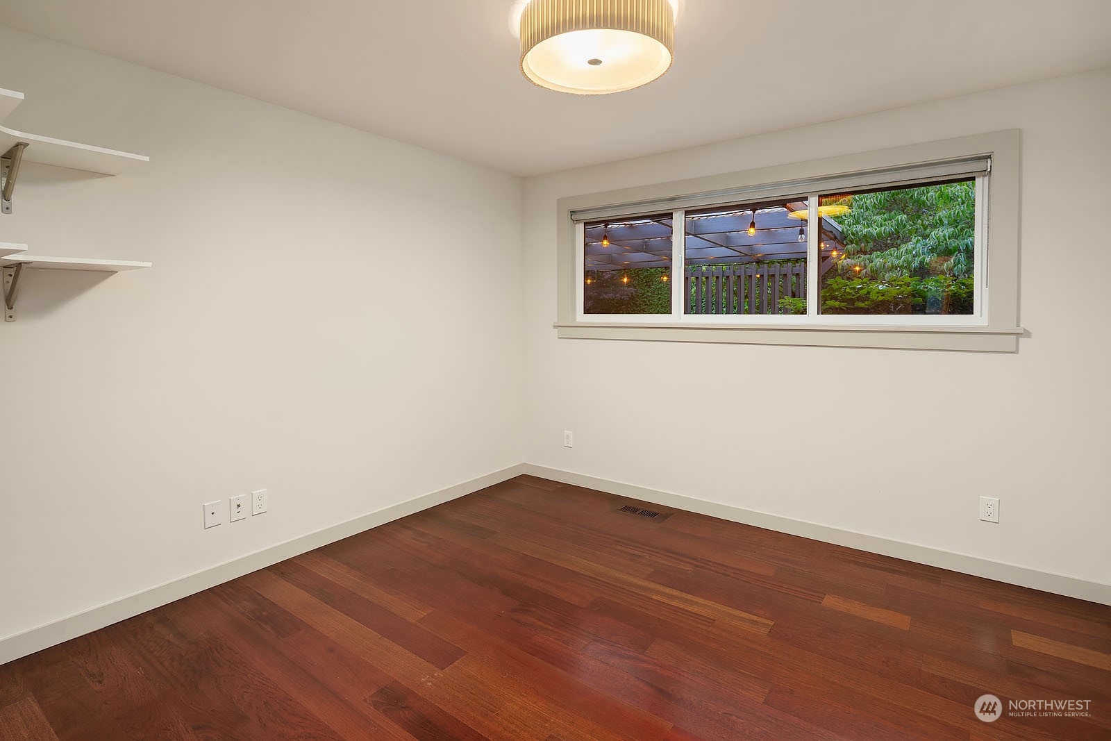 3001 Hunts Point Road Hunts Point, WA 98004 - Photo 24 of 33 an empty room with a window